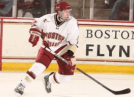 Kevin Hayes is the newest Blueshirt with the former Blackhawks' pick signing an entry level deal today. committedindians.com