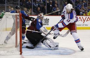 Purple Hayes: Kevin Hayes finishes off a beauty on Semyon Varlamov.  AP Photo by David Zalubowski/Getty Images
